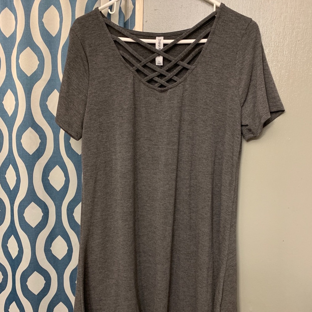 Brand new grey zenana top!